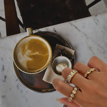 Load image into Gallery viewer, TEAR DROP BAND RING