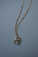 Load image into Gallery viewer, HEART ROSE NECKLACE