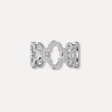 Load image into Gallery viewer, CLOVER BAND RING
