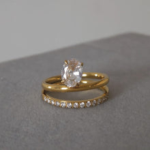 Load image into Gallery viewer, Gold ring with a diamond waterproof

