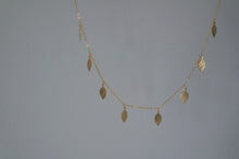 Load image into Gallery viewer, GOLD LEAF NECKLACE

